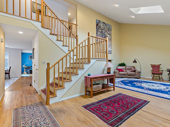 2nd image of 99 Deer Hill Ct