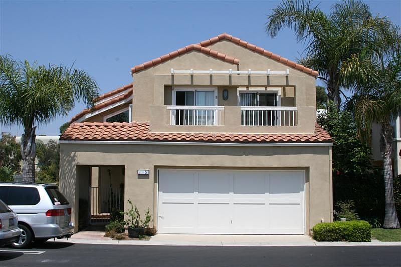 Front of House w/ add'l parking, end of Cul de Sac with Oceanview, seabreeze