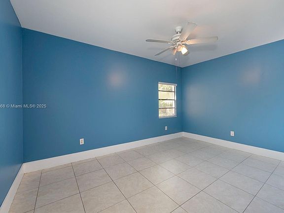 4th image of 613 Sharar Ave #1