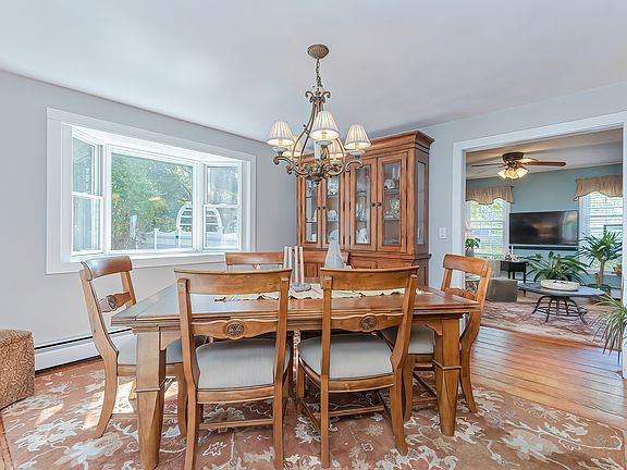 5th image of 35 Fales Rd
