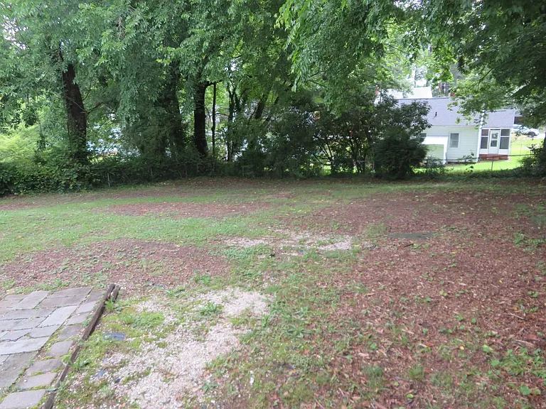 815 Floral Ave — Photo 20