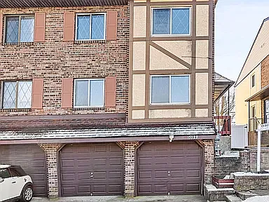 3 bed, 1700 sqft, $1,900 — Photo 1