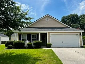 3 bed, 1398 sqft, $1,950 — Photo 1