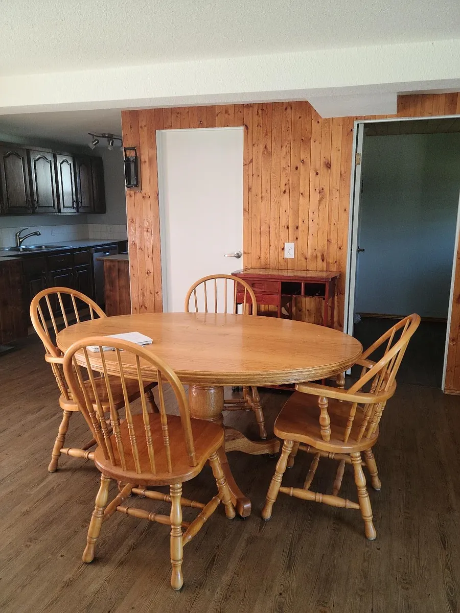 Building Photo - 5040 Lakeshore Dr #5040