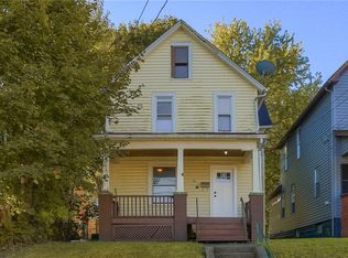705 Park Ave, Ellwood City, PA 16117