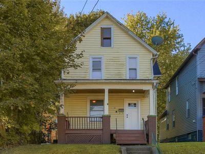 705 Park Ave, Ellwood City, PA, 16117
