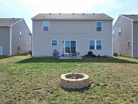 3rd image of 1408 Gardner Pond Ln