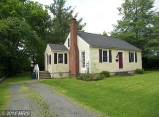 405 Edwards Ferry Rd NE, Leesburg, VA 20176