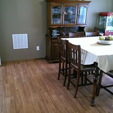 3rd image of 1109 Wellington Ave