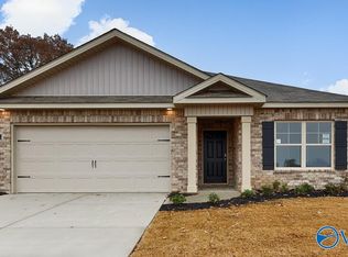 130 Settlement Dr, Huntsville, AL 35810