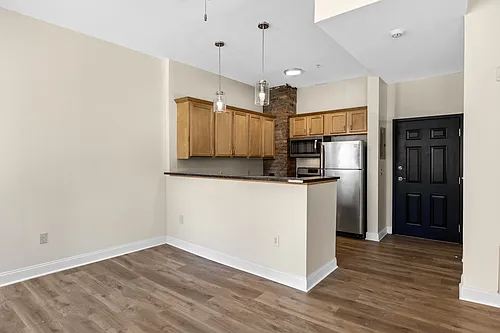 111 N Pine St Photo 1