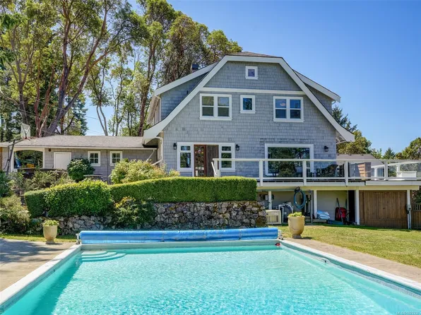 2564 Lavinia Rd, Cowichan Valley, BC V0R 2W2