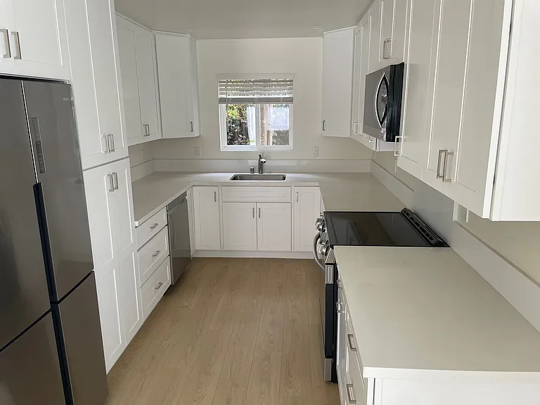 2133 Orange Ave #2 — Photo 8