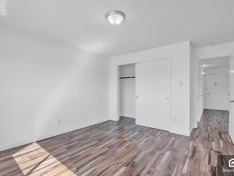 4709 Vesper Dr #4 — Photo 8