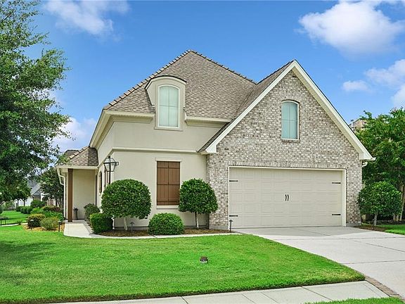 3rd image of 401 Hogan Ct