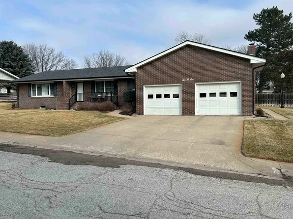 601 Sunset Dr, Norton, KS 67654