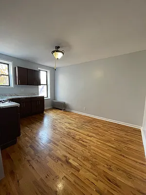 Rented by null | media 8