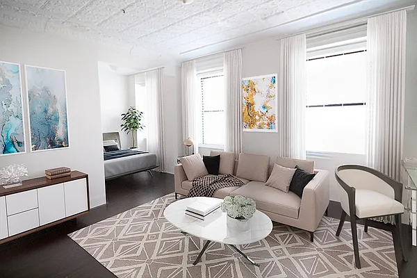 Rented by Bold New York | media 13