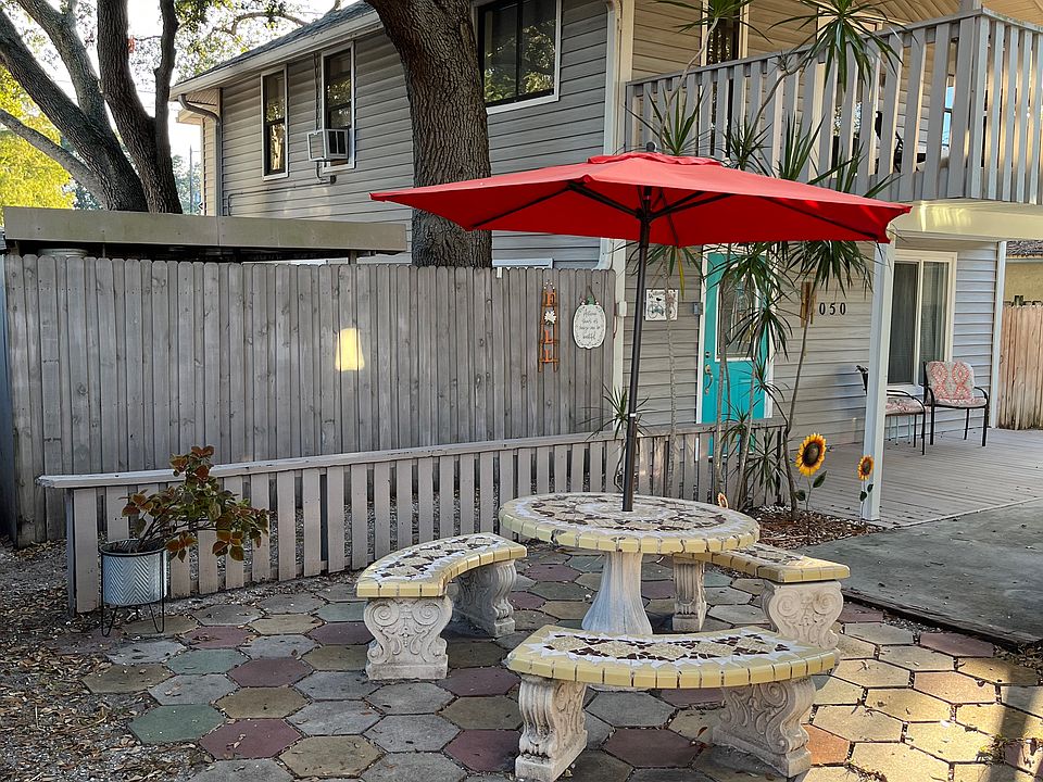Picnic Table Common Area
