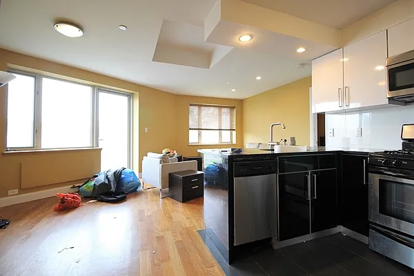 Rented by Next Door Realty NYC | media 2