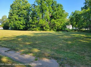 610 W State St, Saint Johns, MI