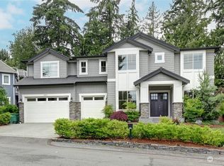3411 96th Ave SE, Mercer Island, WA 98040