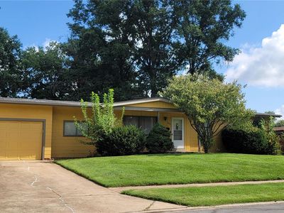 245 Humes Ln, Florissant, MO, 63031
