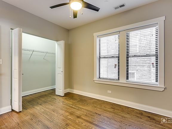 3rd image of 2507 W Catalpa Ave APT 2