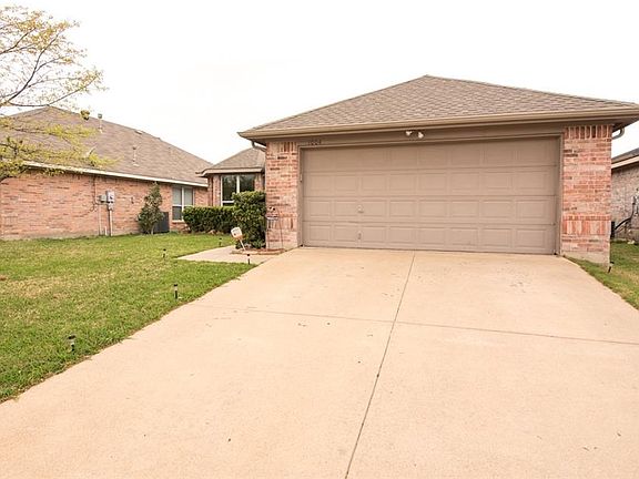 4th image of 1004 Dusty Palomino Dr