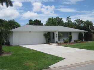 106 Oakland Hills Dr, Naples, FL 34113
