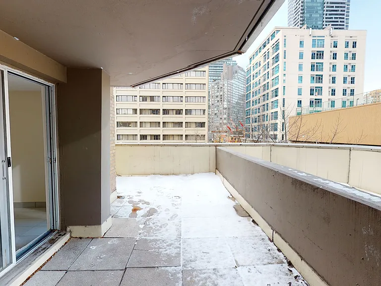 25 Wellesley St W — Photo 45