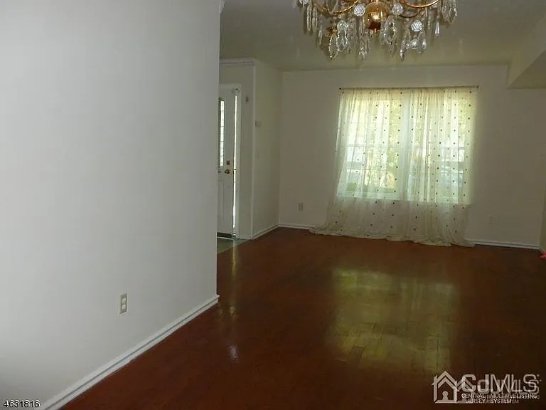 408 Hawkshead Way — Photo 3