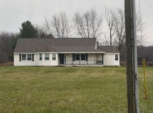 1368 Mackie Rd, Allenton, MI 48002