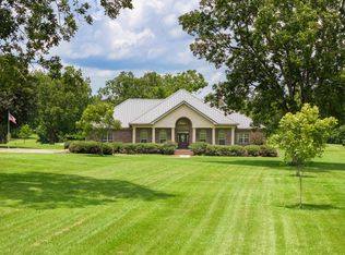 78 Bass Ln, Lumberton, MS 39455