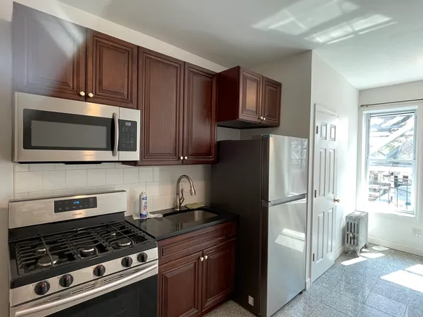 152 Ninth Street image 1 of 11