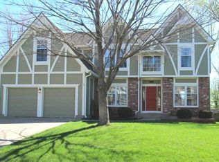 13167 Connell St, Overland Park, KS 66213