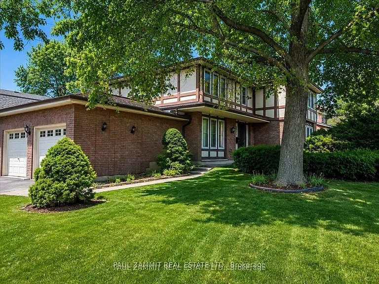 210 Bayview Fairways Dr — Photo 2