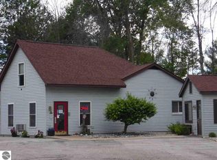 1008 W Lake St, Tawas city, MI 48763