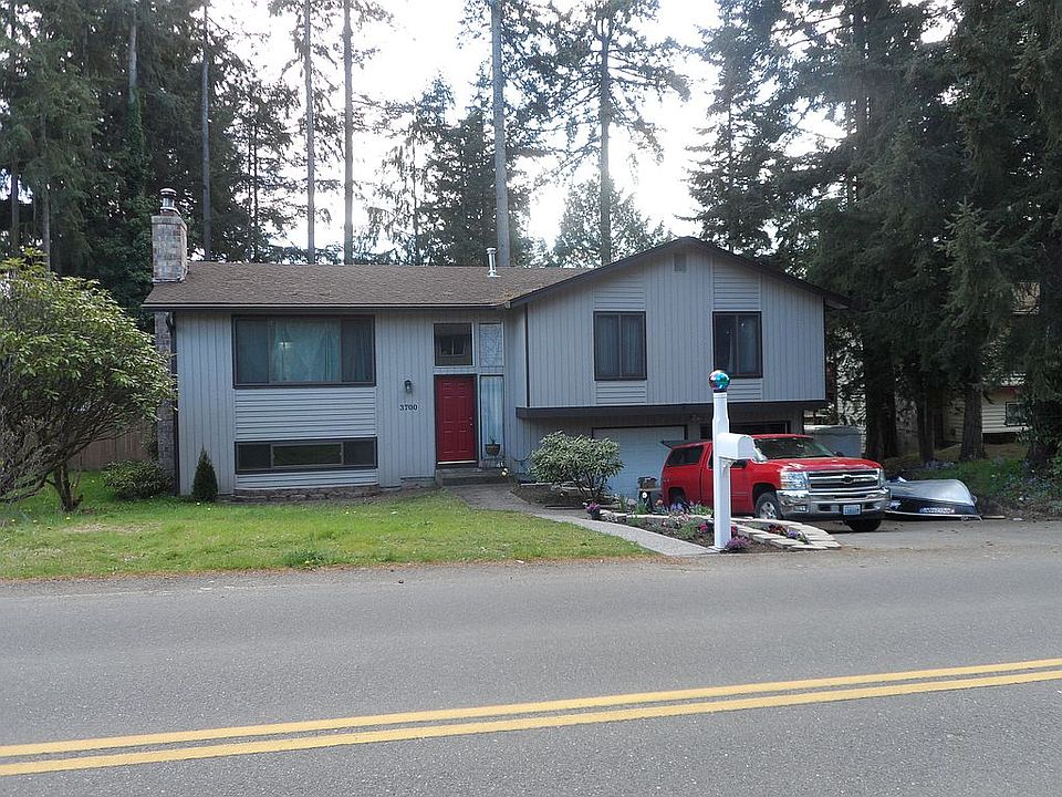 1st image of 3700 SE Buckingham Dr