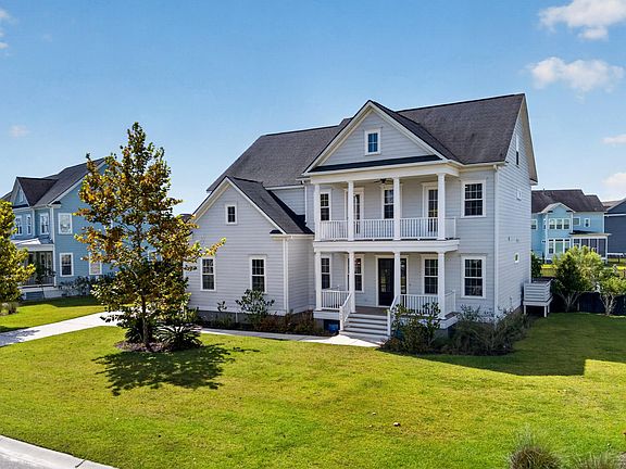 3rd image of 2909 River Vista Way