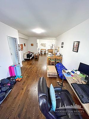 5th image of 157 E 57th St APT 9E