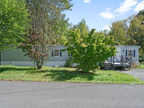 2nd image of 19 Callahan Pl