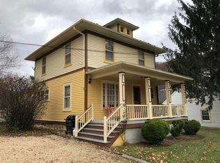 82 Courthouse Hill Rd, Warm Springs, VA 24484