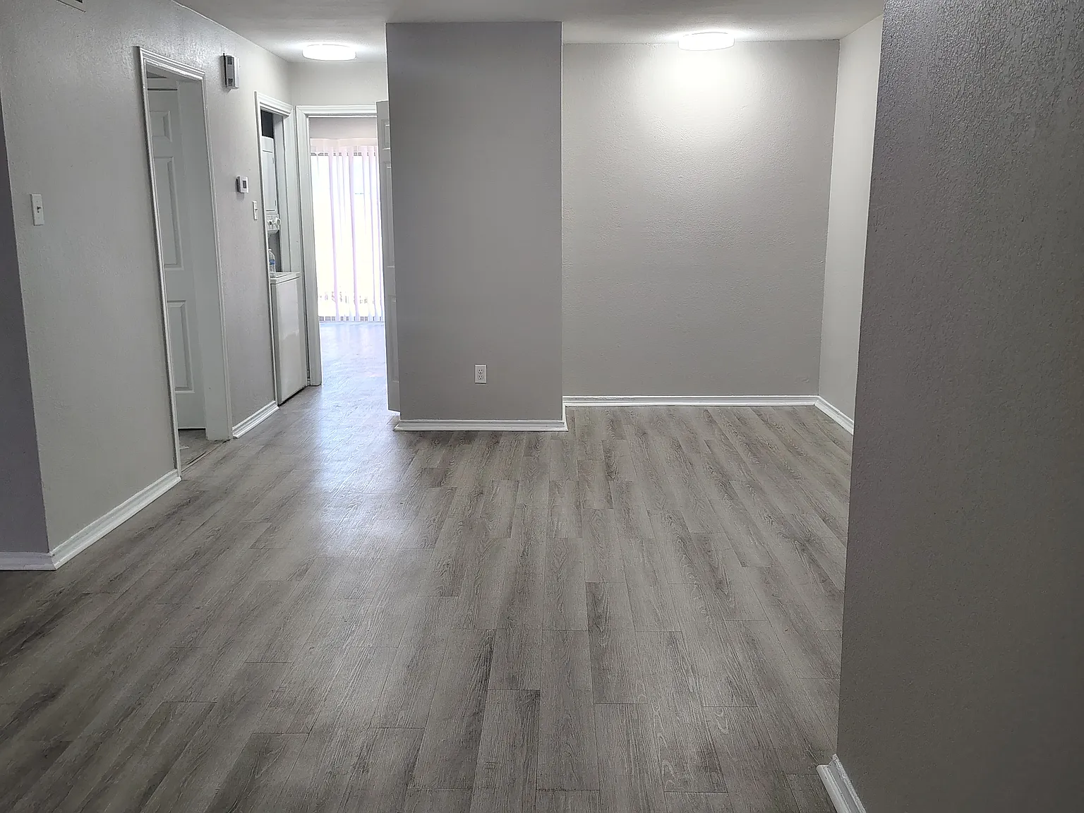 1 bed, 1072 sqft, $850 — Photo 3
