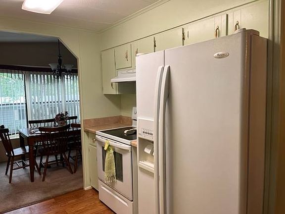 5th image of 229 Oakleaf Cir #1