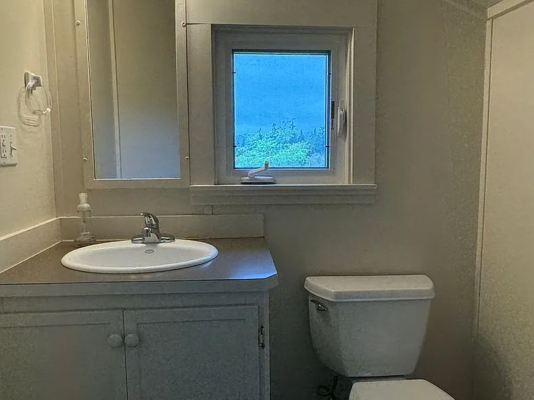 8709 NE Seaview Ave — Photo 25