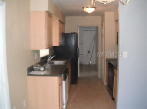 3rd image of 722 Baywood Cir
