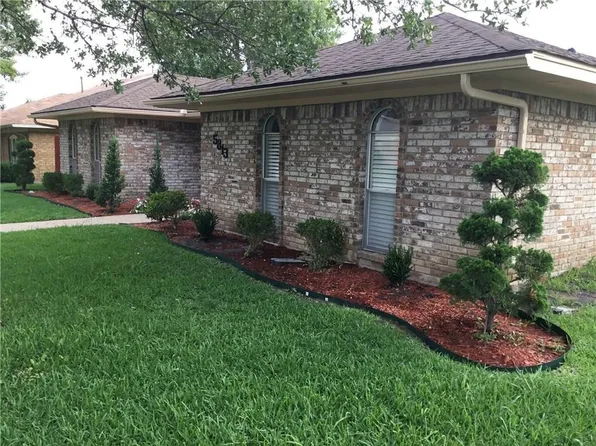 5813 Bobbie Ln, Rowlett, TX 75089