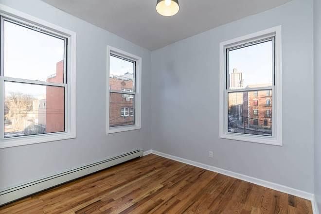 2nd image of 2111 Nameoke Ave #3