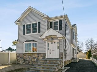 56 Fuller Ave #1, Floral Park, NY 11001
